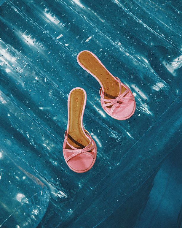 Босоніжки kitten heel, на танкетці та ковбойки в літній колекції Kachorovska-Фото 9
