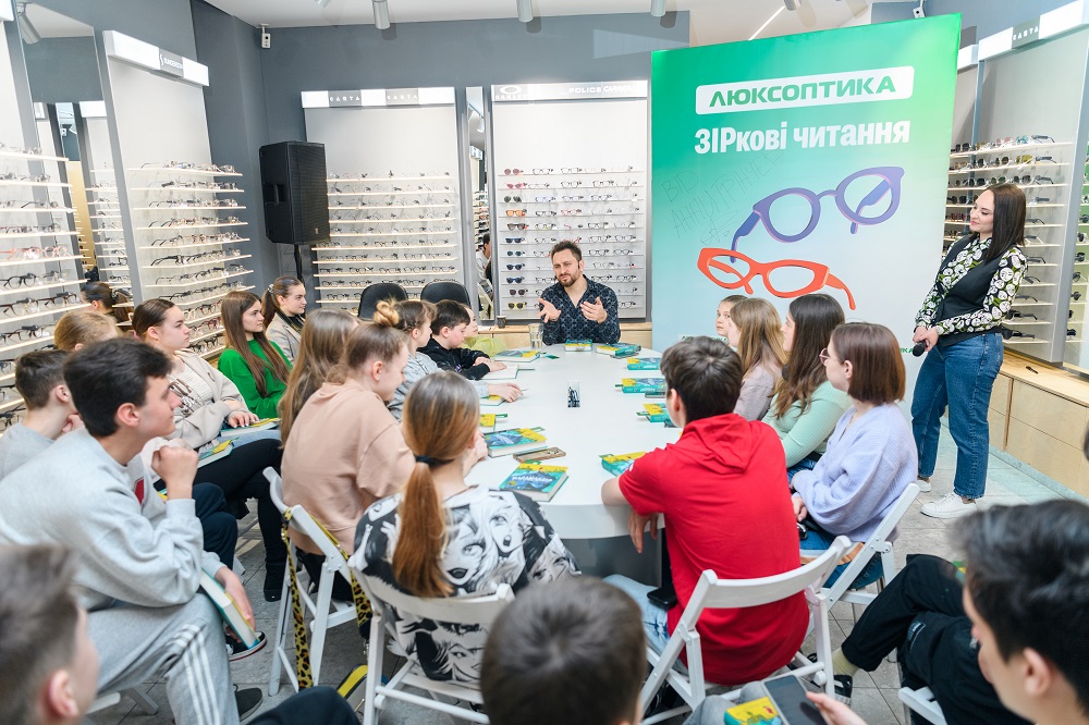 Українські артисти взяли участь у проекті “ЗІРкові читання” для дітей Героїв та ВПО-Фото 1