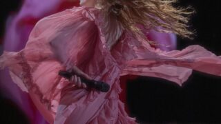 Флоренс Велч Florence + The Machine сукня українського бренда OVERTHESEA
