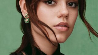 Дженна Ортега в рекламі ювелірної колекції Dior Rose des Vents