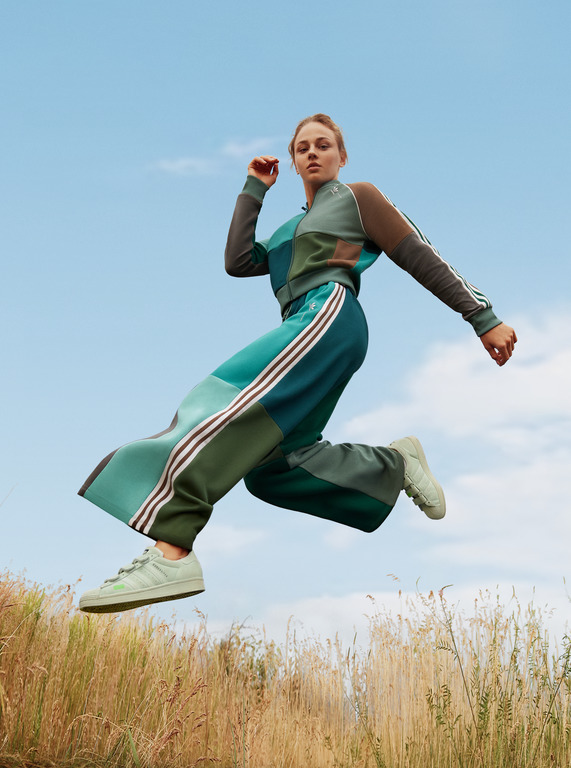 Лицем колаборації adidas Originals та KSENIASCHNAIDER стала українська дзюдоїстка — Дар'я Білодід-Фото 6
