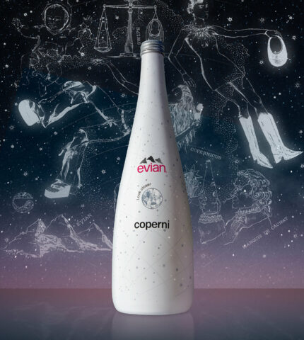 пляшка Evian x Coperni