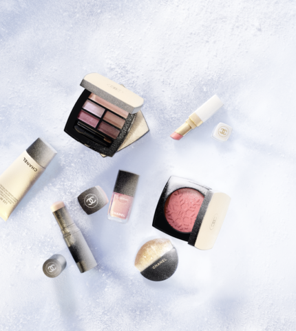 Новинка від Chanel: лімітована колекція макіяжу Les Beiges Winter Glow, присвячена зимовому відпочинку у горах-430x480
