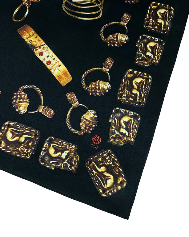 Вкрадене сарматське золото: OLIZ представив хустку із зображенням легендарних прикрас-Фото 6