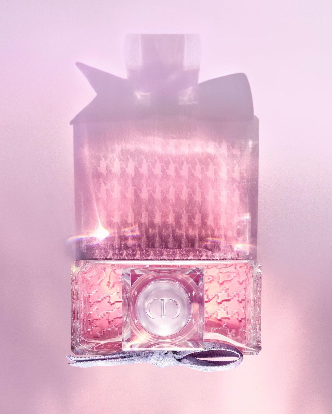 Парфумер Франсіс Куркджян обновивши аромат Miss Dior-Фото 3