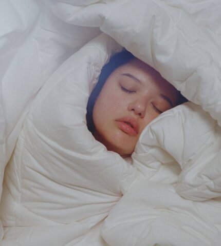 How to sleep: LONDI досліджує сакральність сну у новому кампейні-430x480