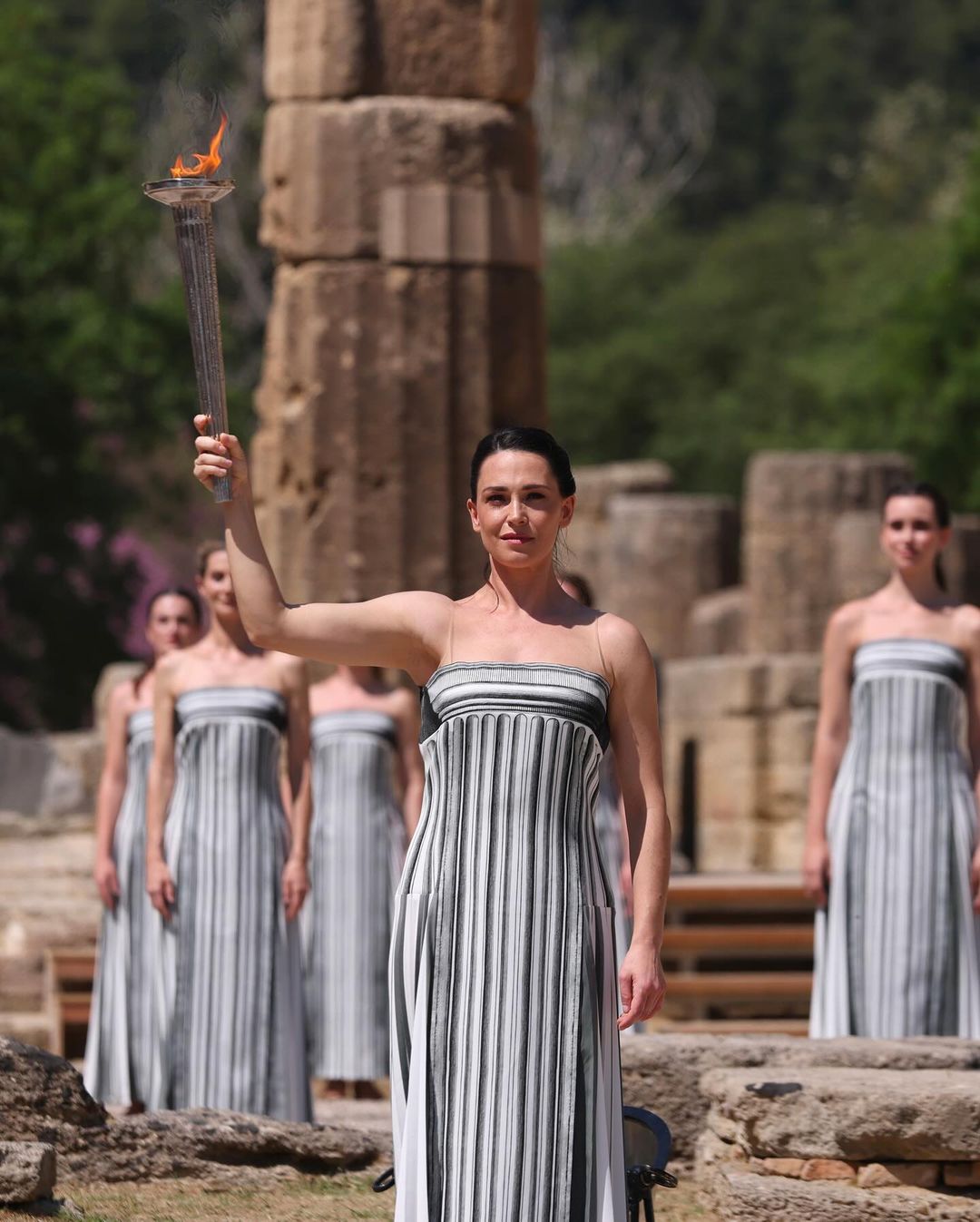 У Греції запалили Олімпійський вогонь 