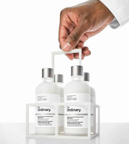 Estée Lauder придбали DECIEM, що володіє брендом The Ordinary