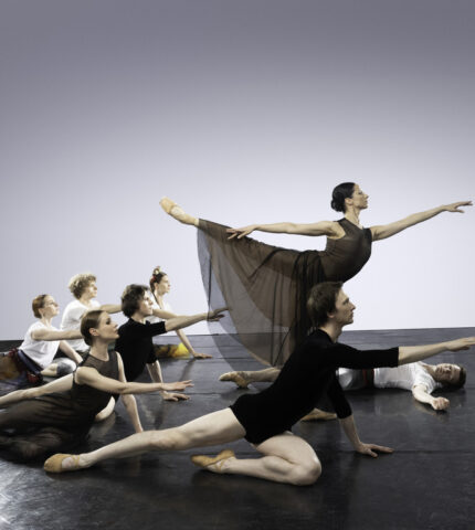 Прем’єра балету: «Елегія воєнного часу» -430x480