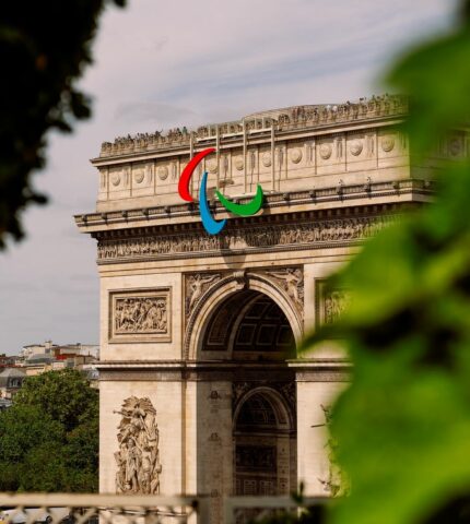 Тріумфальна арка Париж-2024 Олімпійські і Паралімпійські ігри