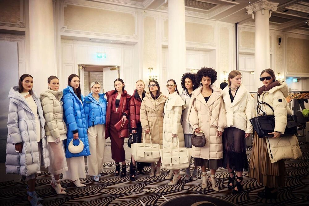 Eral Redefines Professional Chic at 2024 London Fashion Week: A Perfect Fusion of Sophistication and Warmth