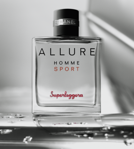 CHANEL представляє новий лімітований випуск парфуму для чоловіків ALLURE HOMME SPORT SUPERLEGGERA-430x480