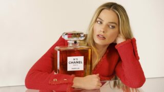 Марго Роббі — нове обличчя аромату Chanel №5