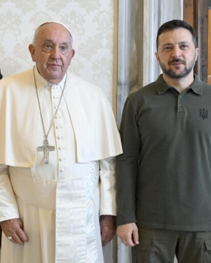 Володимир Зеленський подарував Папі Римському картину про геноцид у Бучі