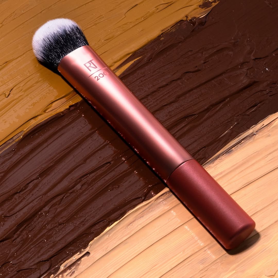 Real Techniques Expert Face Makeup Brush