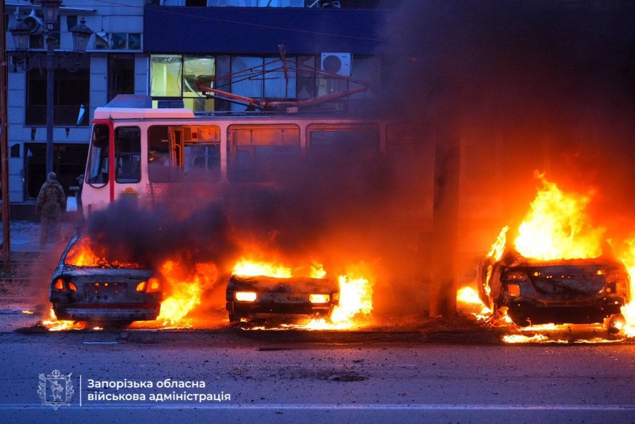 Удар авиабомбами по Запорожью