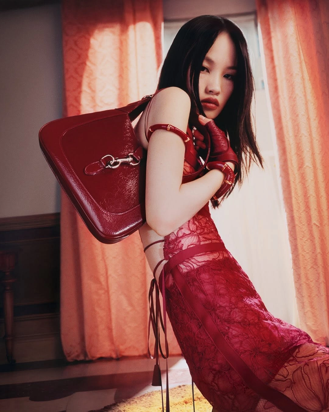 лакированная сумка Gucci