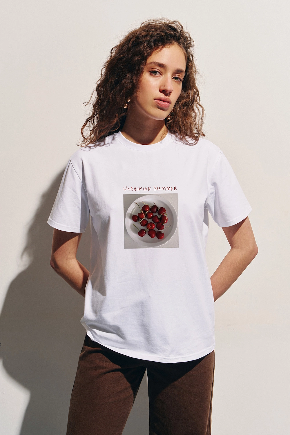 MustHave футболка з черешнями
