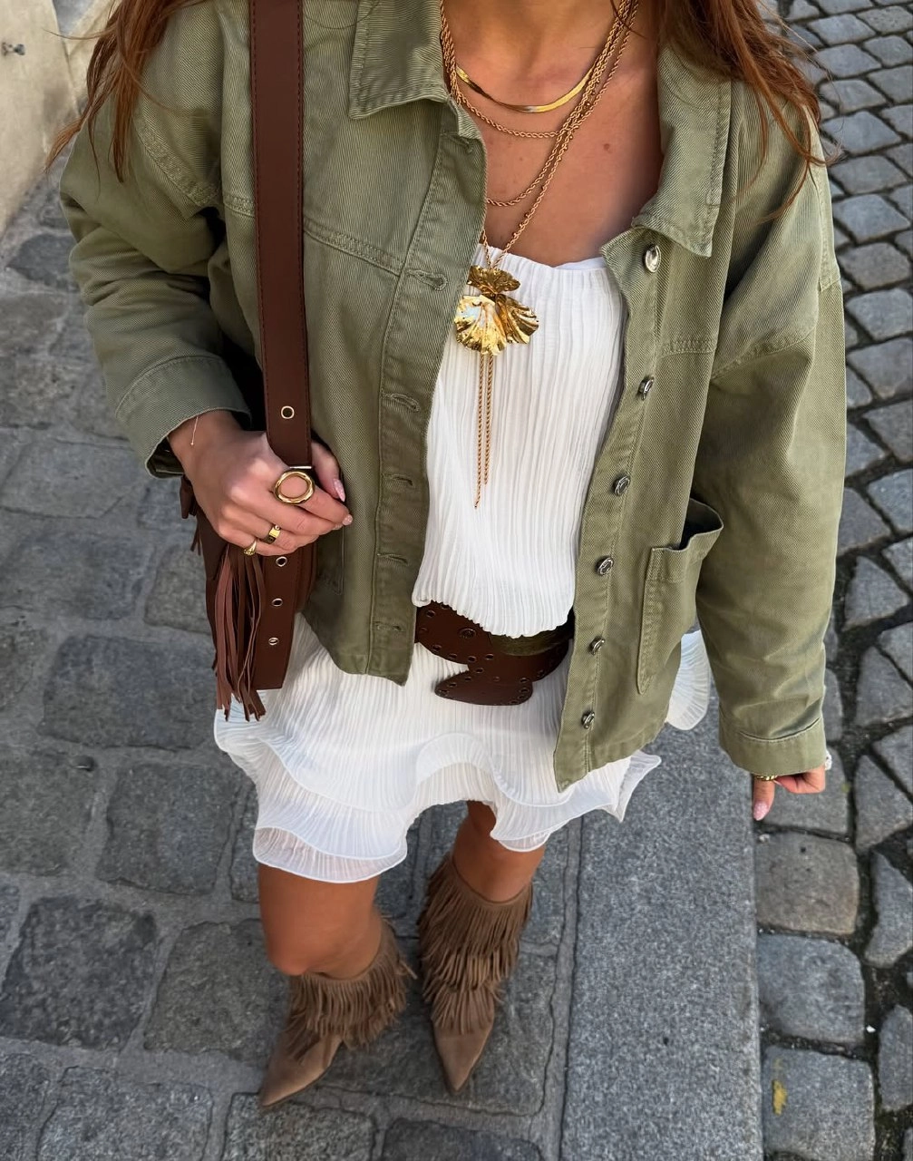 біла спідниця