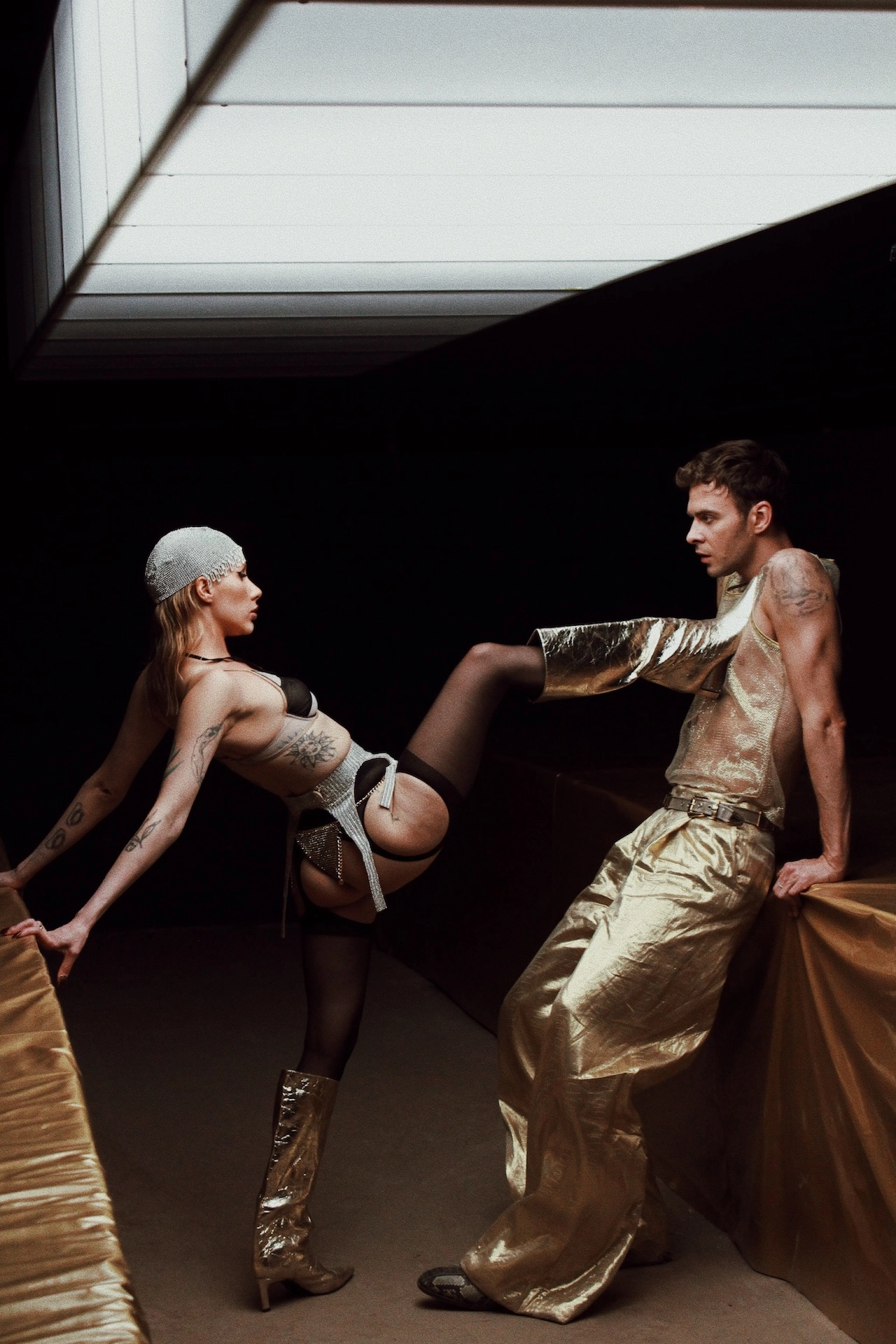 Макс Барських кліп Mine