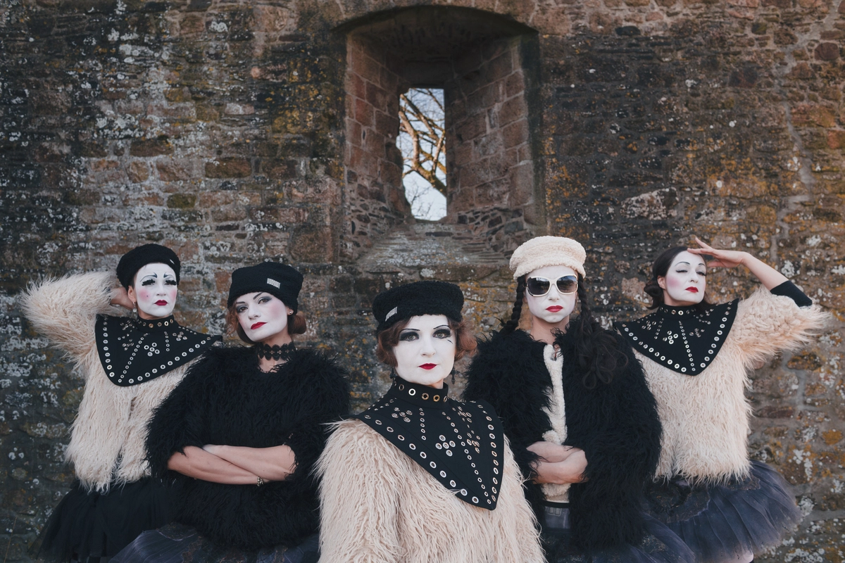 учасниці гурту Dakh Daughters