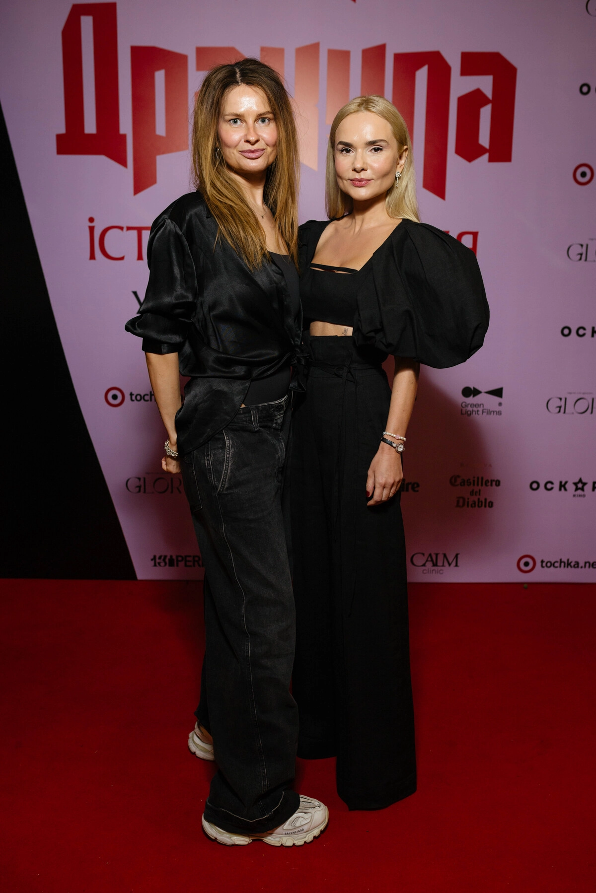 У Києві відбулася прем'єра романтичної стрічки з елементами готики «Граф Дракула. Історія кохання»