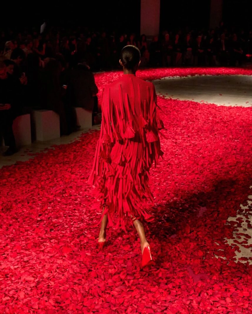 Тиждень моди у Мілані Весна-Літо 2026 розклад