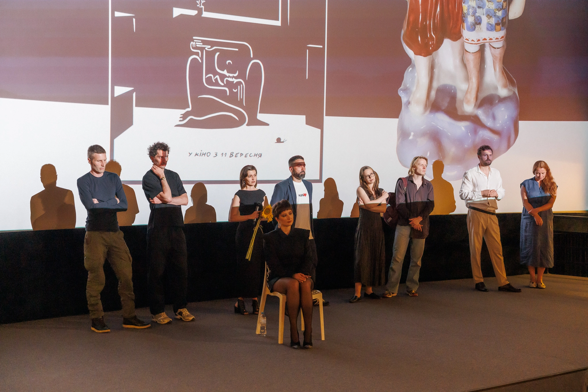 Съемочная группа и звездные гости на торжественной премьере фильма