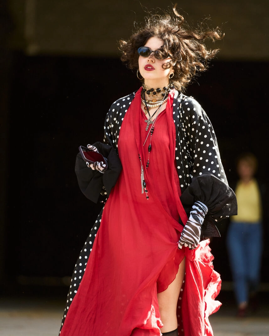 Streetstyle: стильні гості четвертого дня Ukrainian Fashion Week SS26