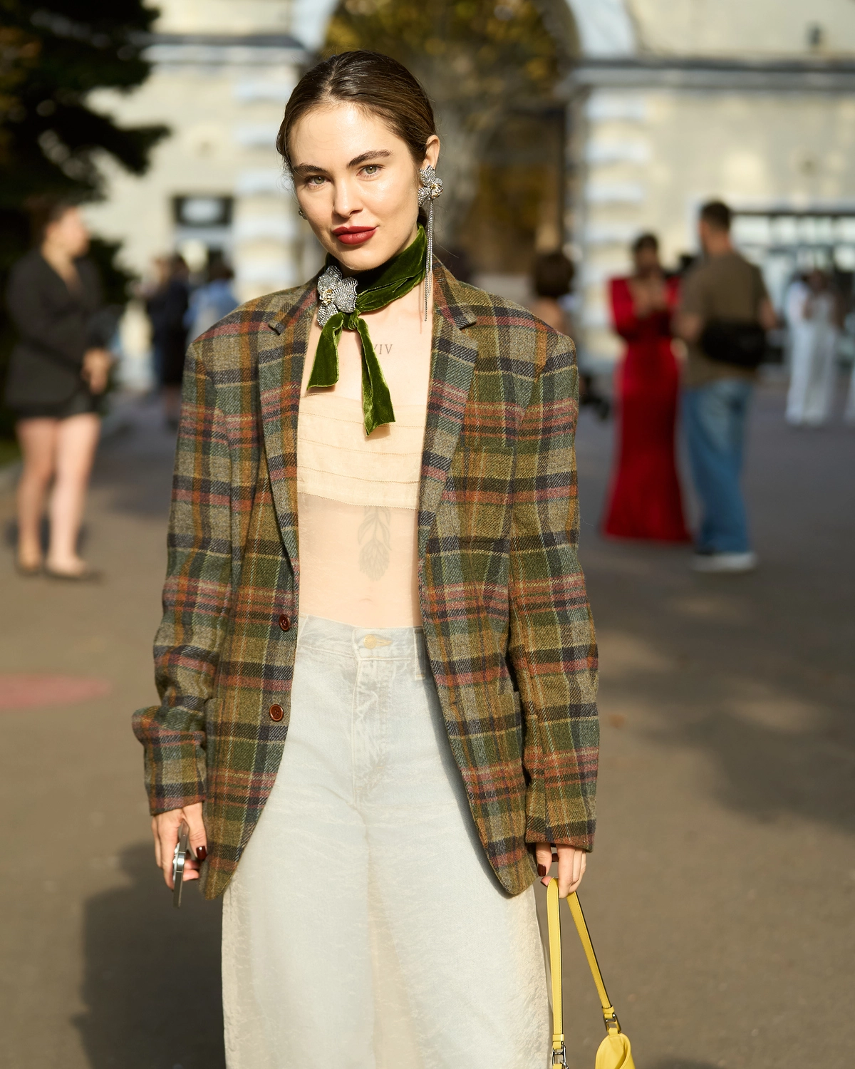 Streetstyle: стильні гості четвертого дня Ukrainian Fashion Week SS26