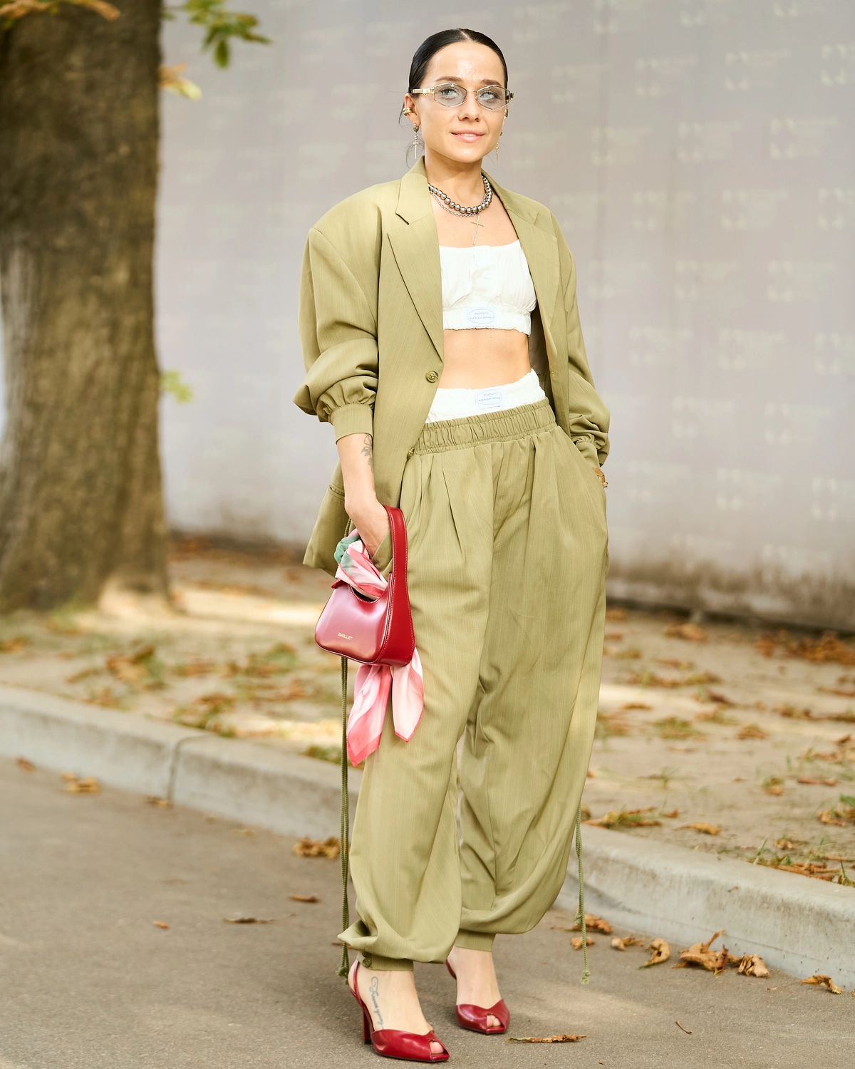 Streetstyle: стильні гості четвертого дня Ukrainian Fashion Week SS26