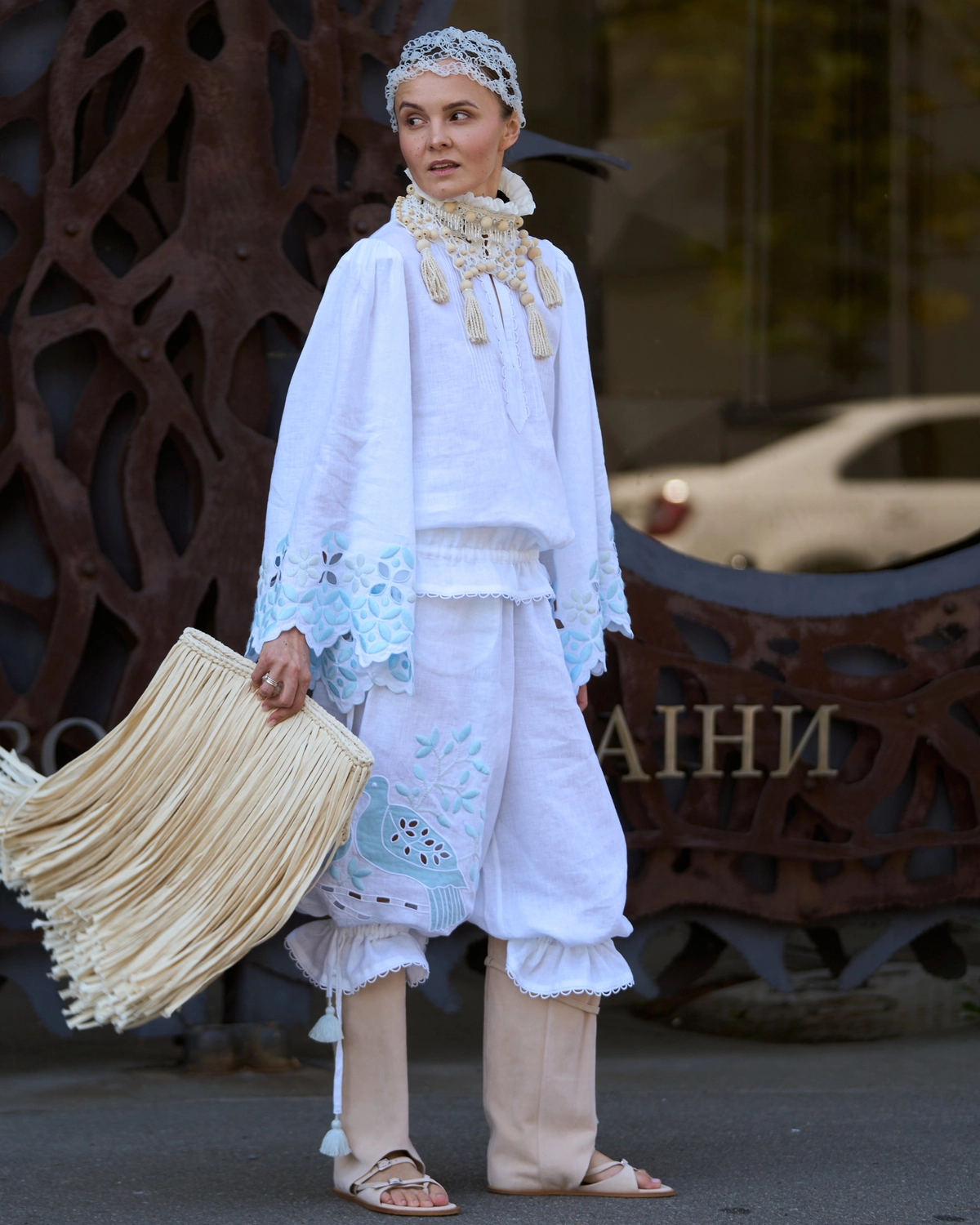 ЯСКРАВІ ОБРАЗИ ГОСТЕЙ ДРУГОГО ДНЯ UKRAINIAN FASHION WEEK SS26