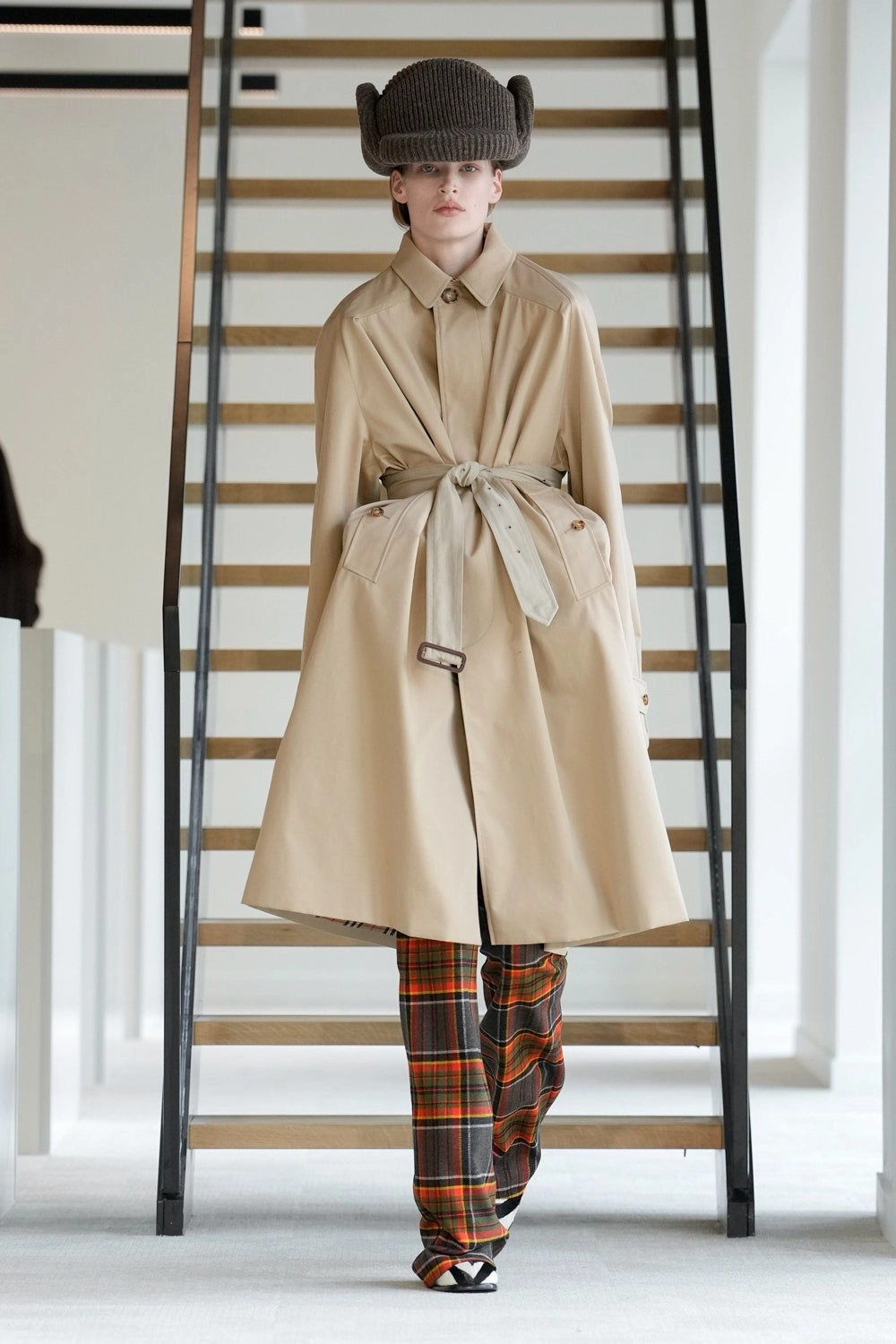 тренч бежевый