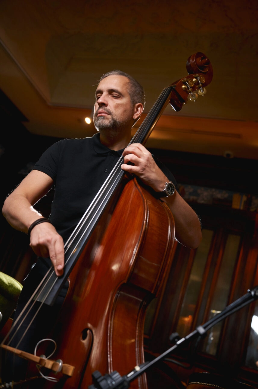 Музика проти хаосу: в Україні запустили проєкт, що допомагає долати наслідки війни