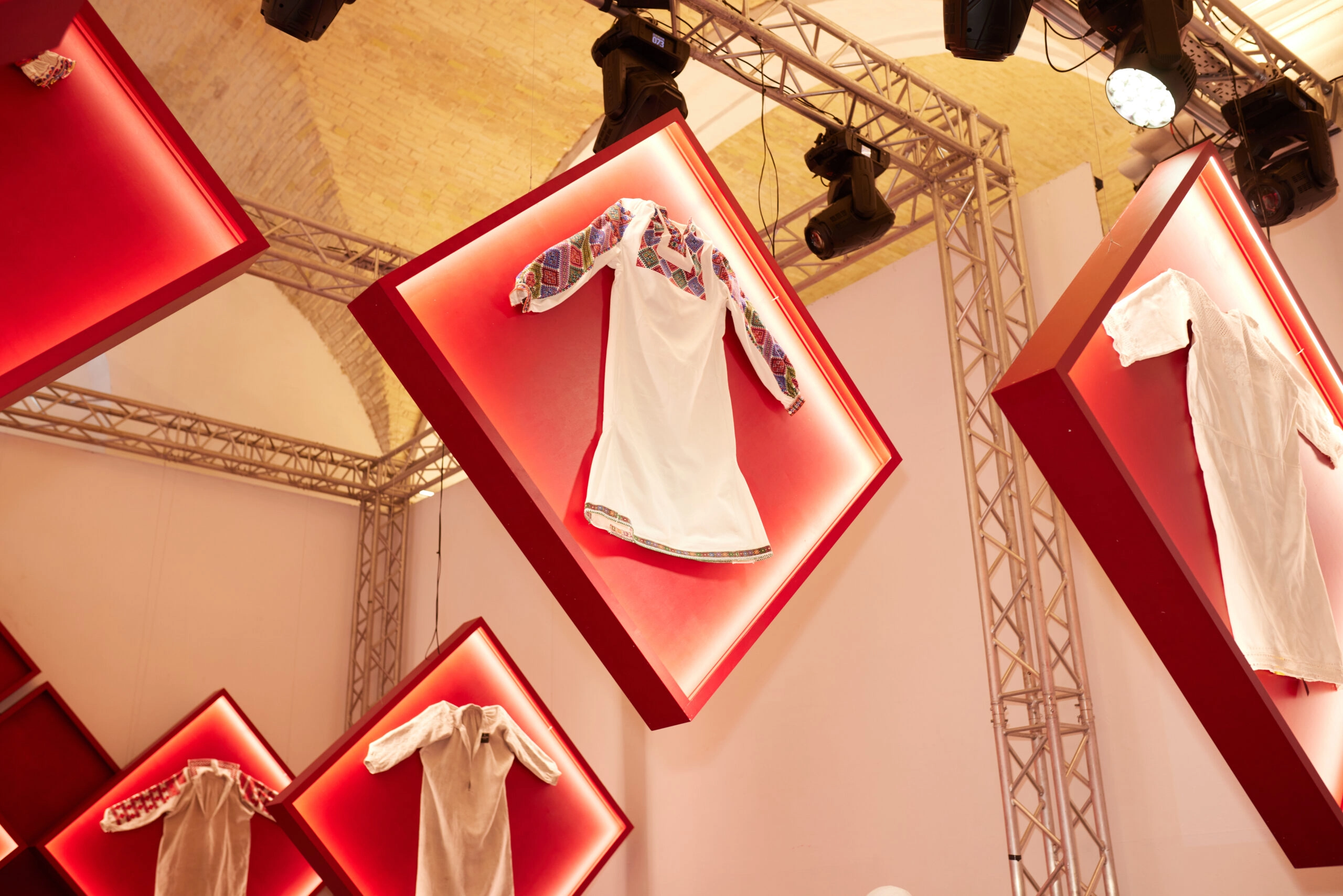 українські вишиванки