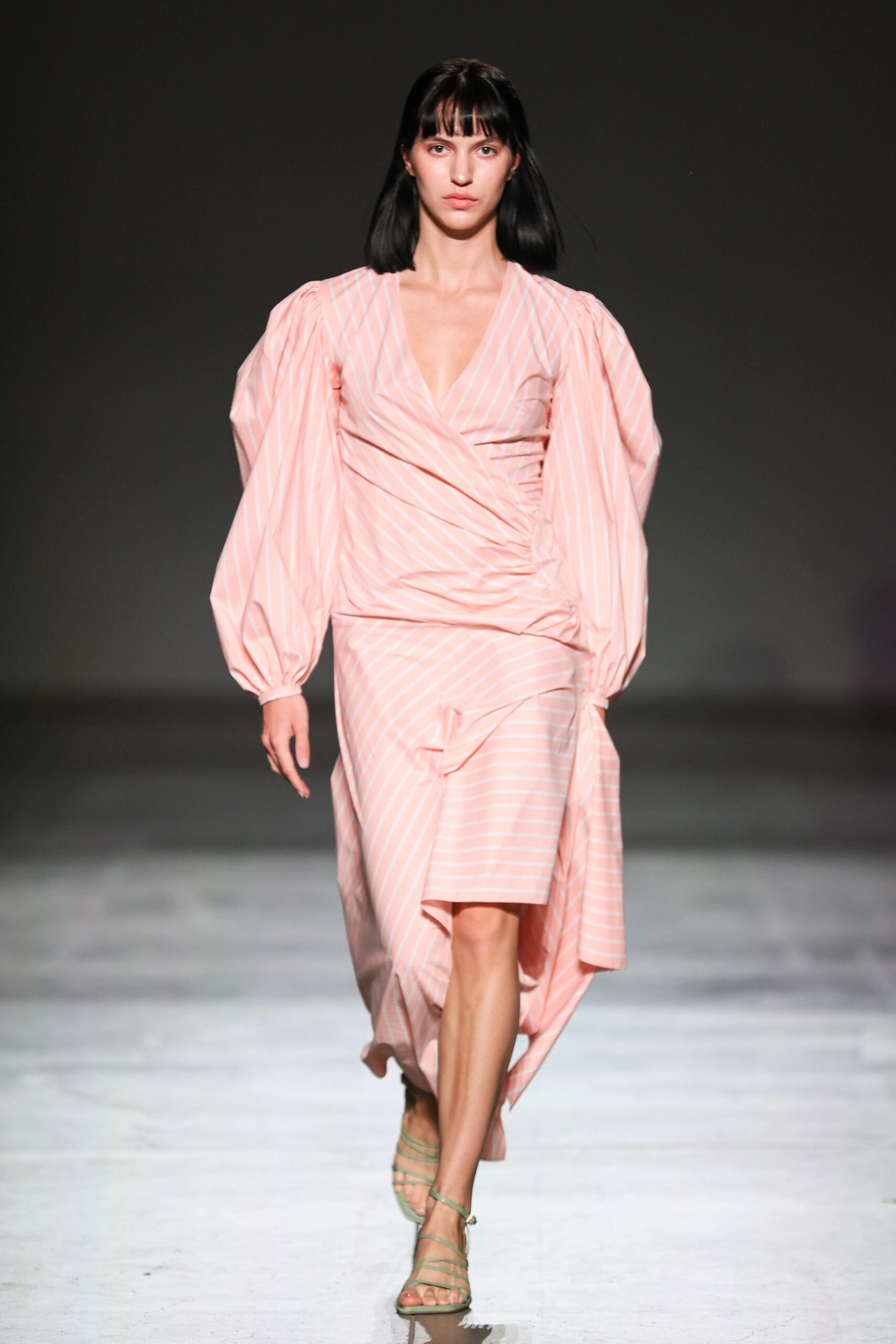 костюм жіночий