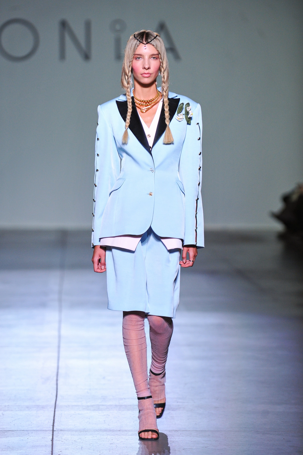 костюм зі спвдницею