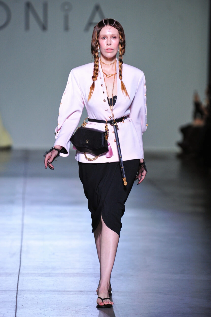 костюм жіночий