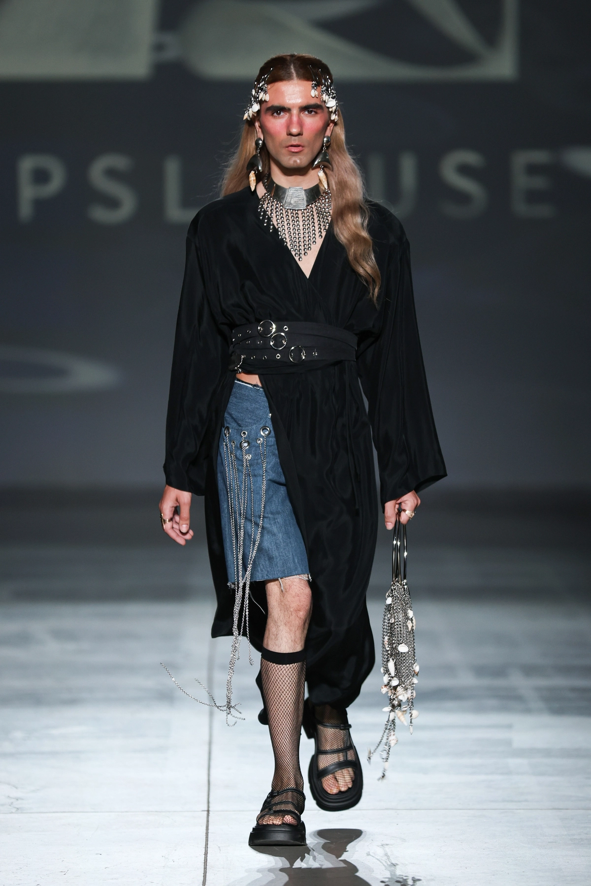 пальто женское UPSLOWUSE