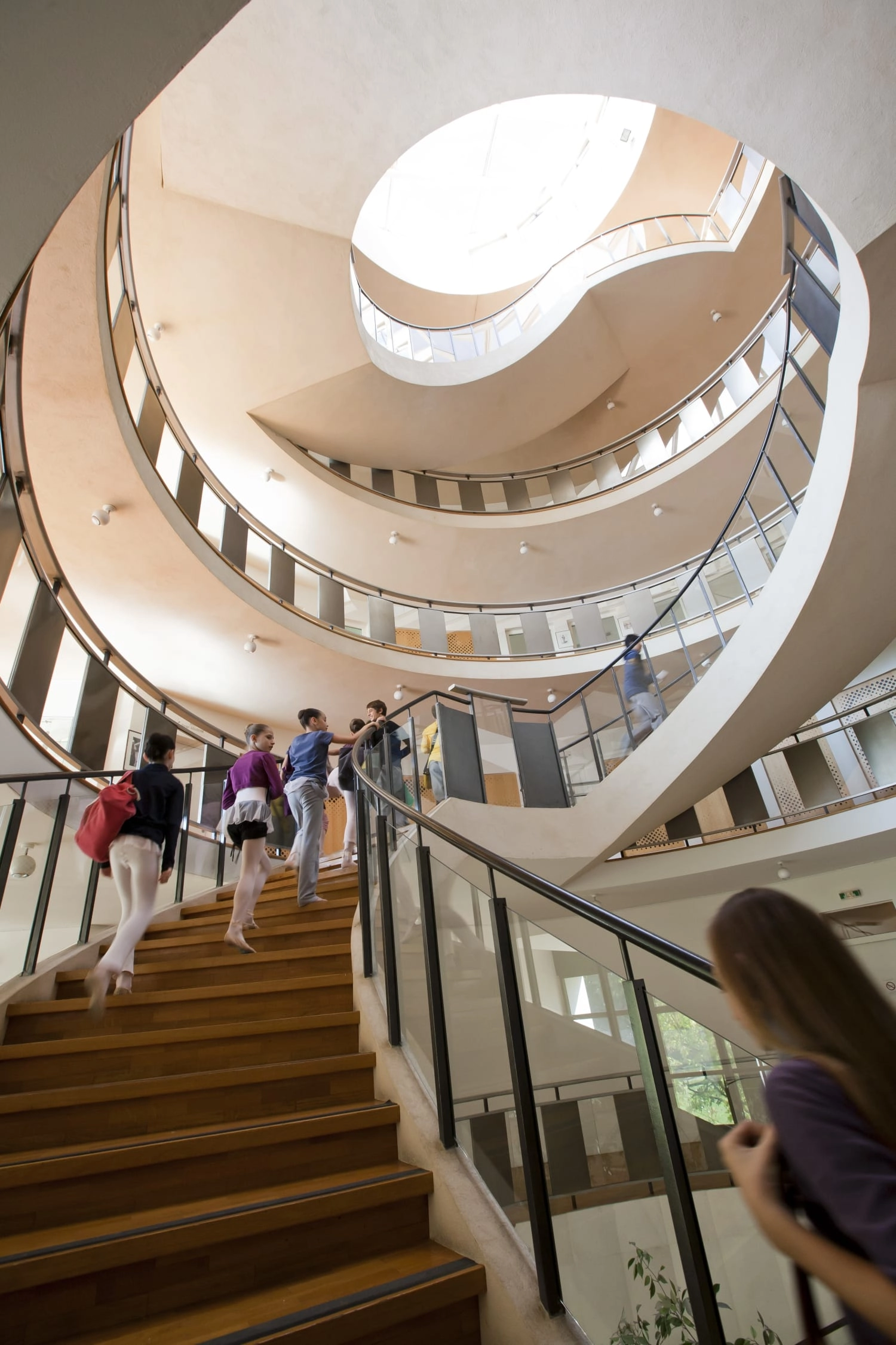 Школа танцю в Нантеррі