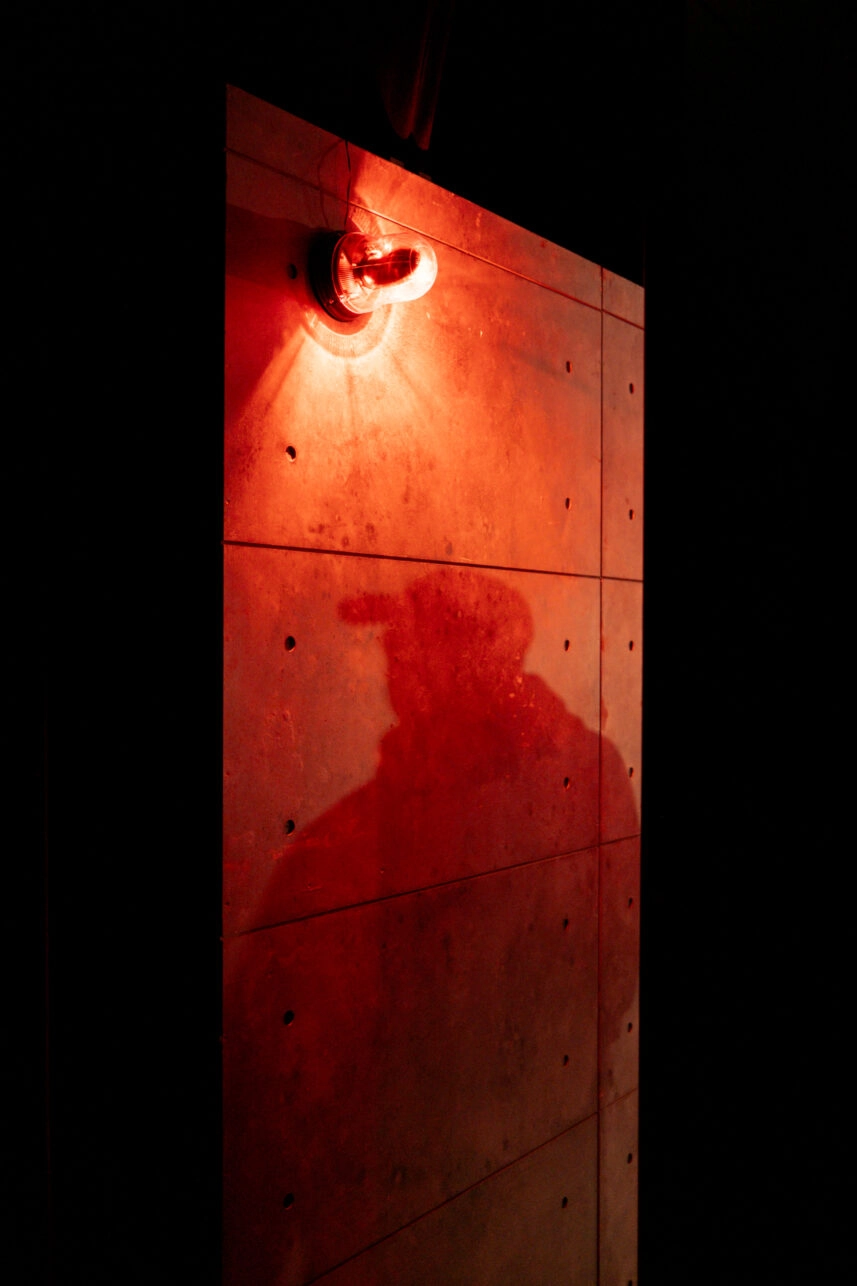 Spilne Art відкриває персональну фотовиставку «Майстерня ремонту квітів» Андрія Касянчука