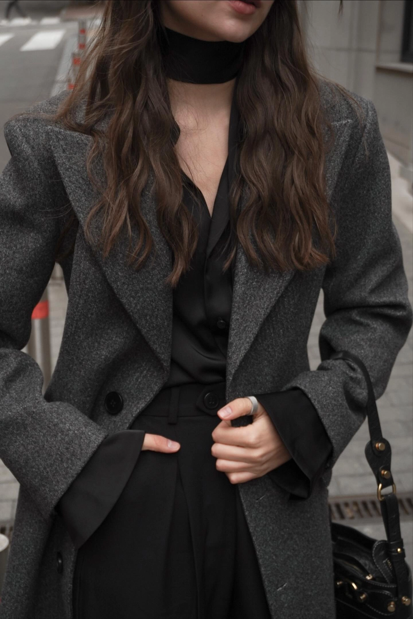 Длинное приталенное пальто от ELIE MOND