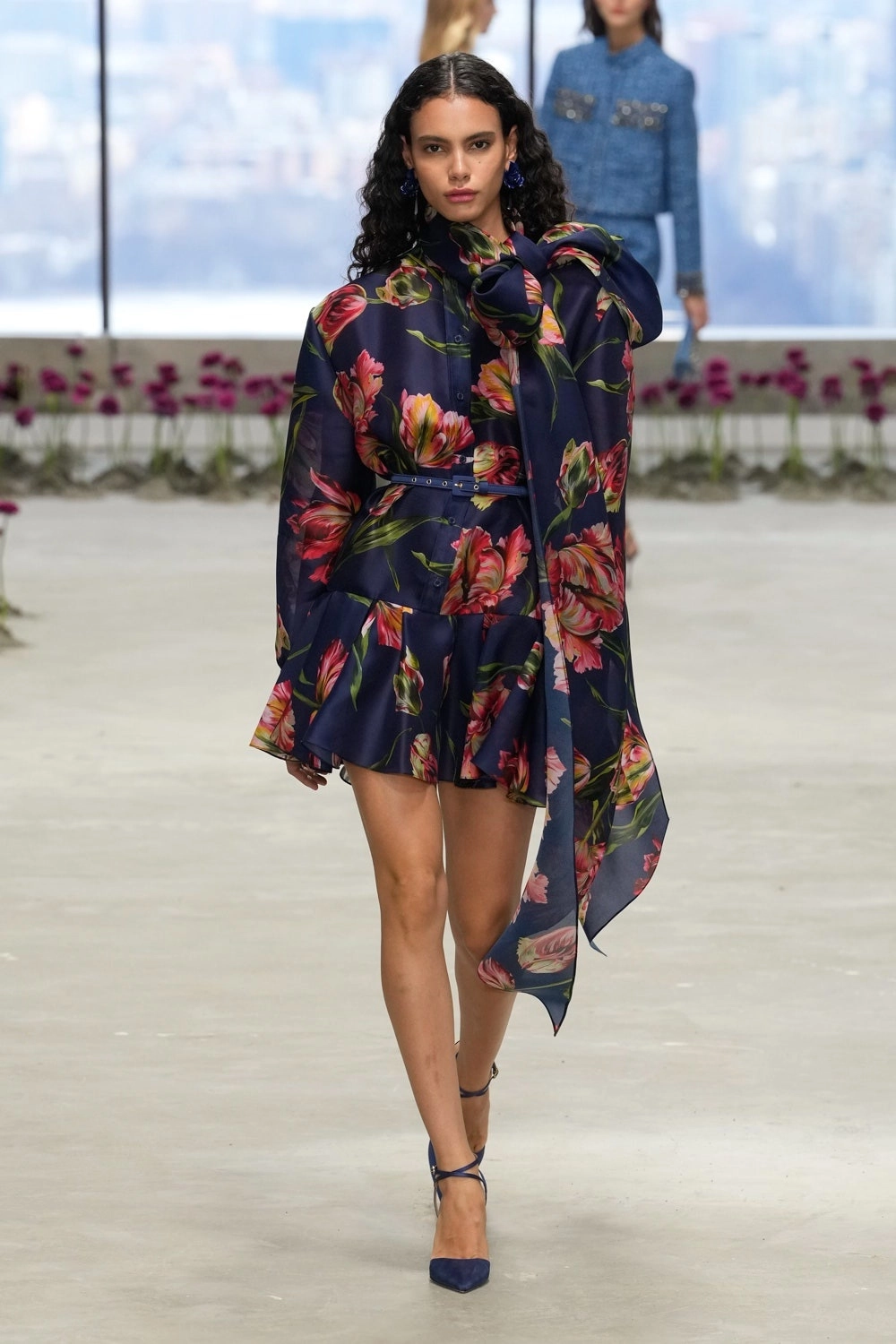 сукня з квітковим принтом