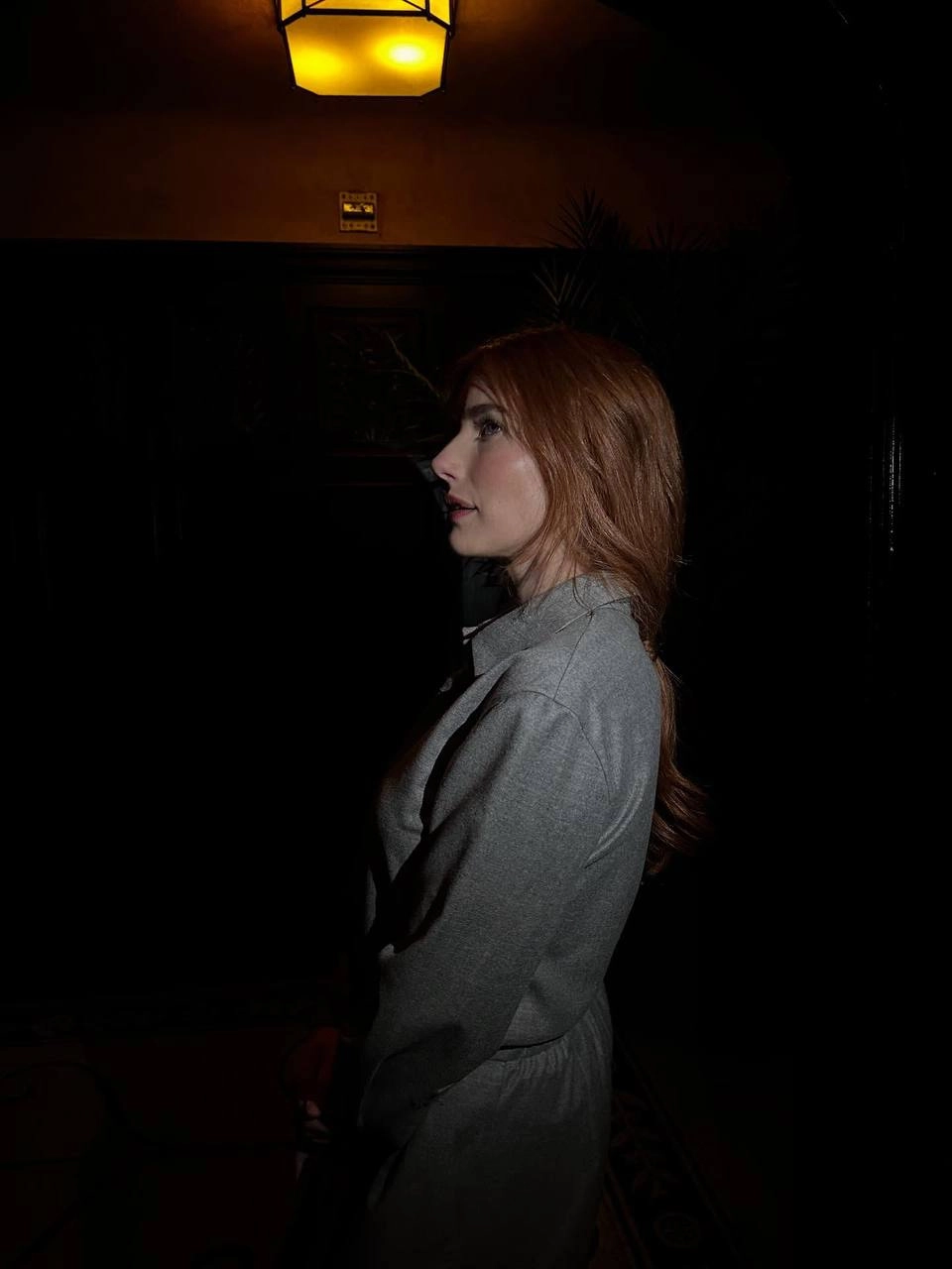 Емма Робертс зачарувала Нью-Йорк образом від J’amemme