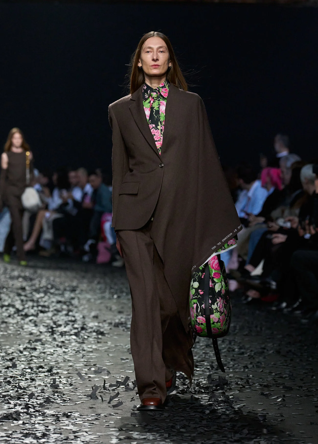 краватка жіноча