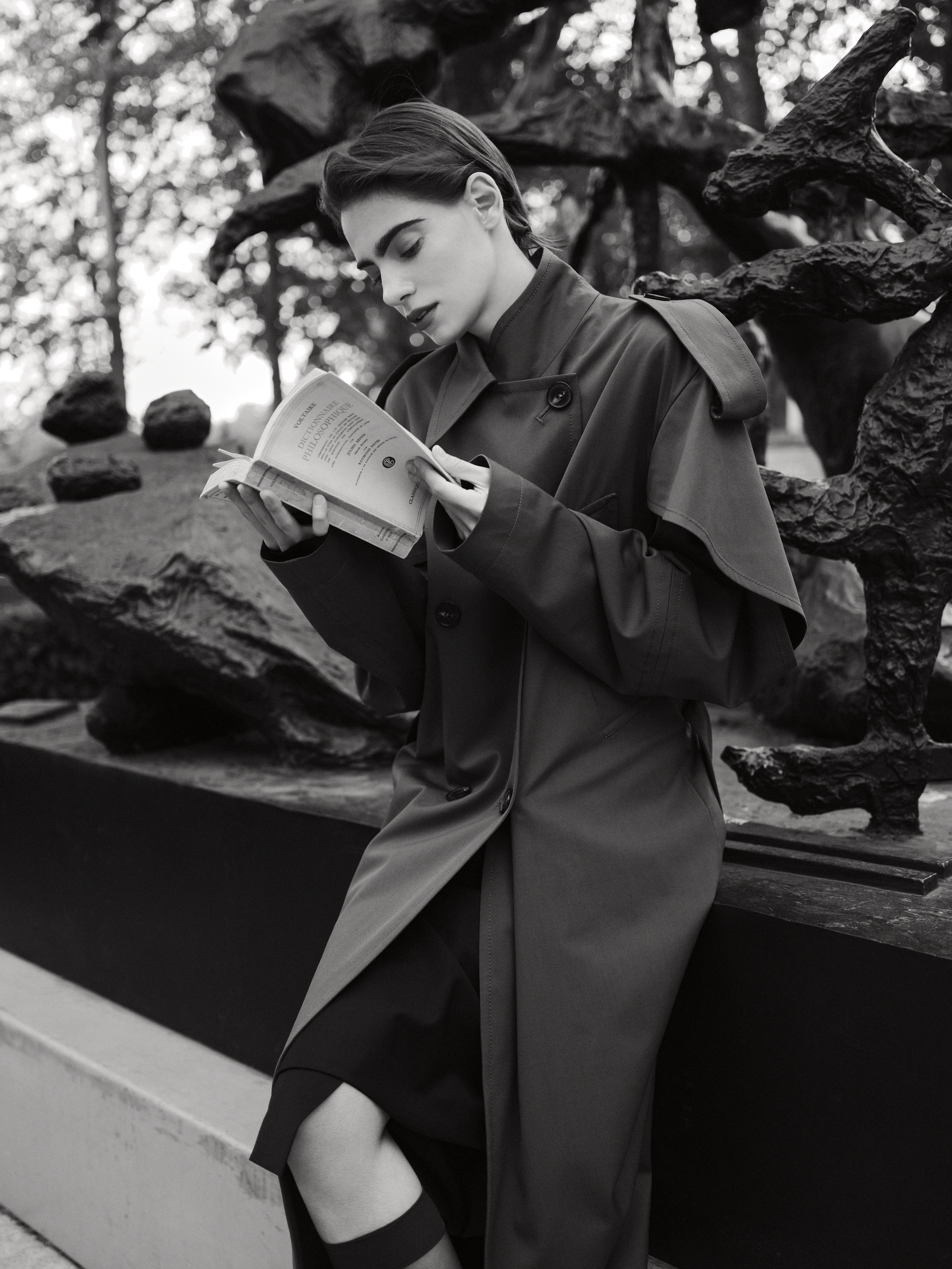 кампанію сезону FW25–26, що передає характер жінки бренду: самостійної, розумної, впевненої у своїх рішеннях.