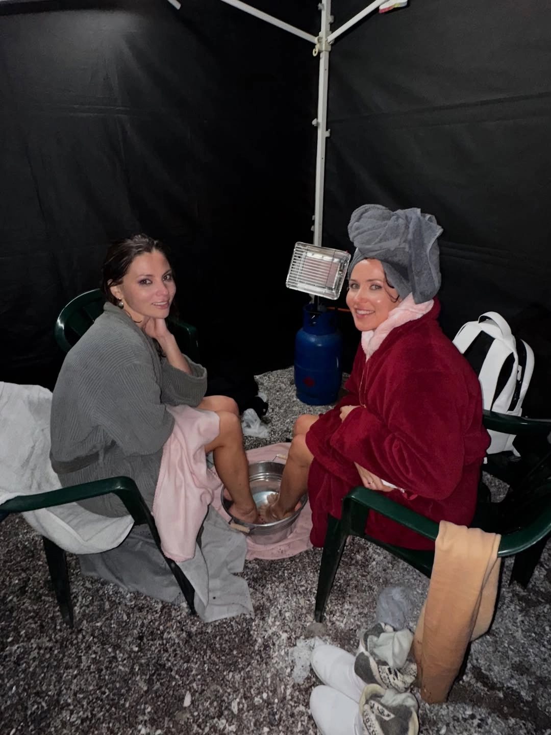 Тоня Хижняк, Наталка Денисенко