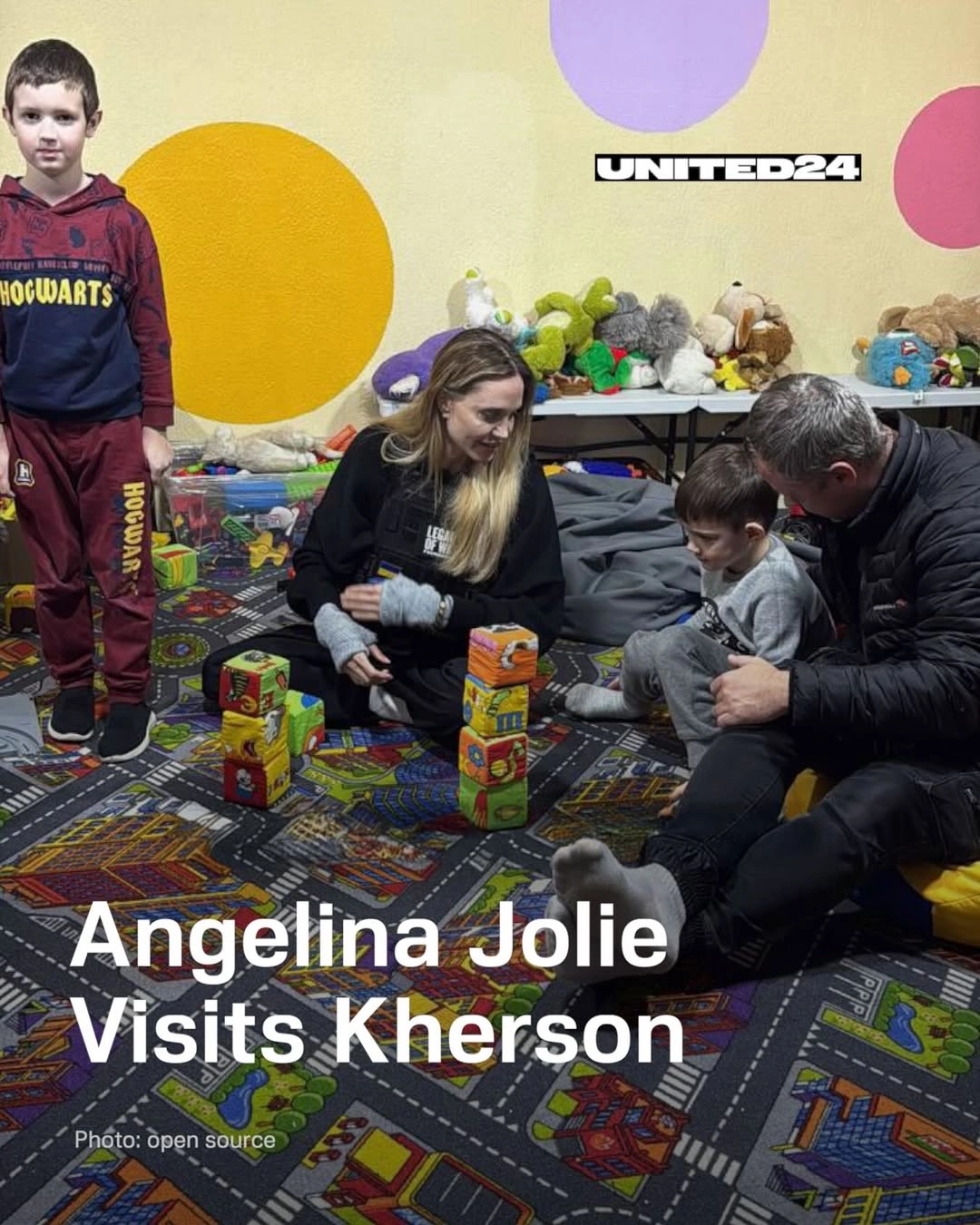 Анджелина Джоли Херсон