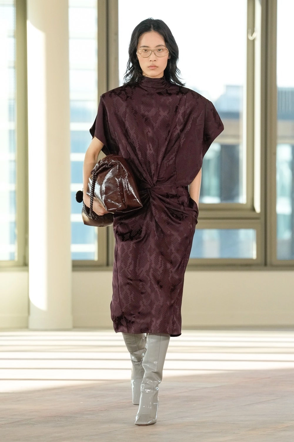 лакированные аксессуары