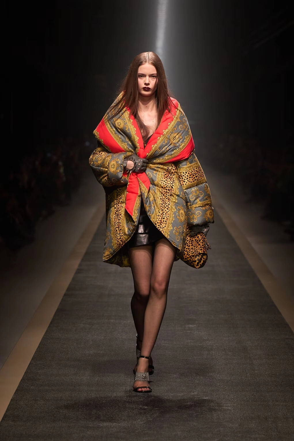 пуховик з принтом